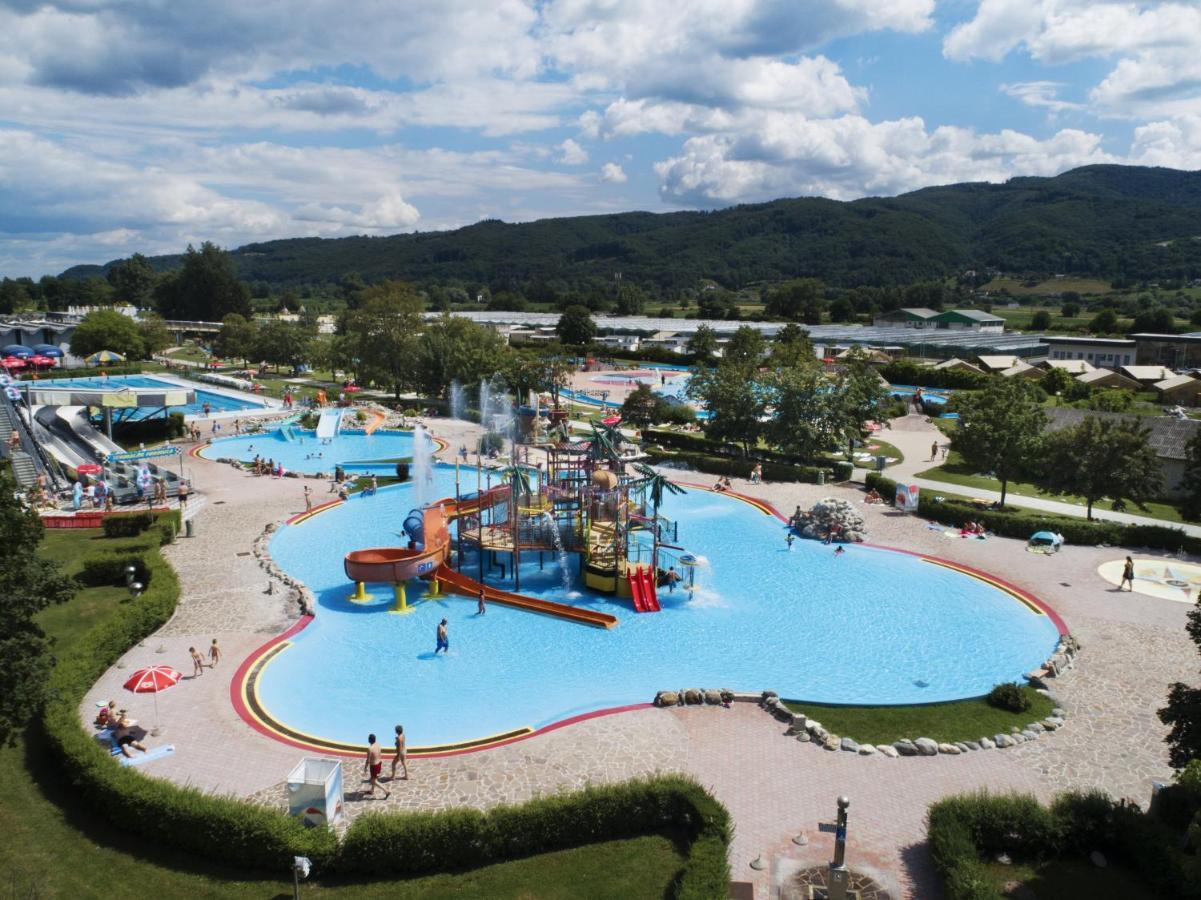 Mediteran Homes With Terme Catez Tickets Catez ob Savi Buitenkant foto