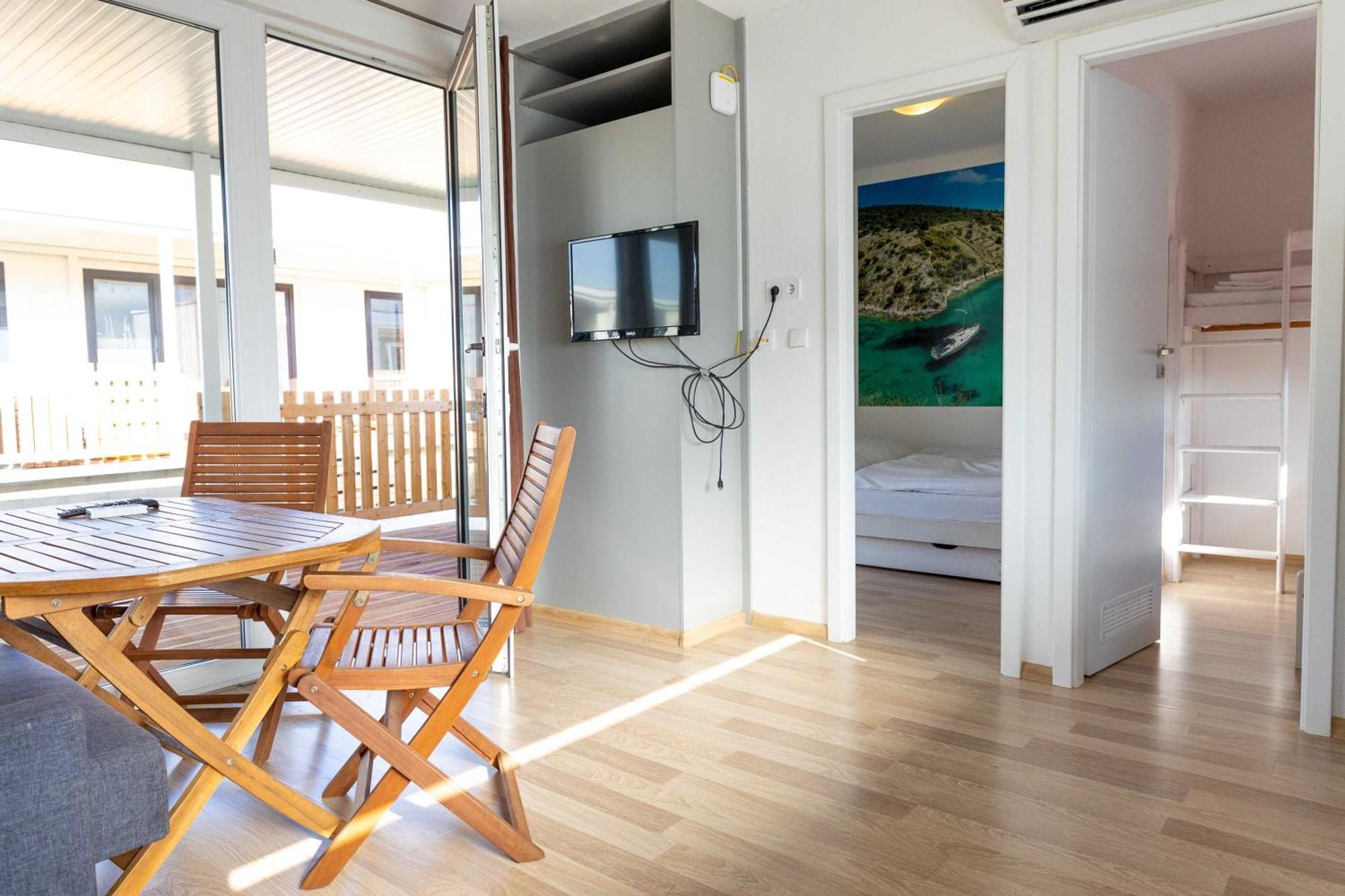 Mediteran Homes With Terme Catez Tickets Catez ob Savi Kamer foto